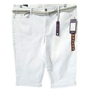 GLORIA VANDERBILT Optic White Capri Jeans Plus Size 18